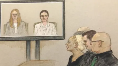 Julia Quenzler for BBC News Court sketch Anne Sacoolas (right on screen) appeared on videolink from the US for the case at the Old Bailey, while Harry Dunn's parents (and step parents) are pictured in the foreground