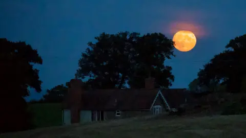 Ranger Jim Moon over Yatton