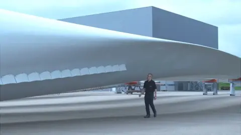 LM Wind Power Blade showing aerofoils on one side