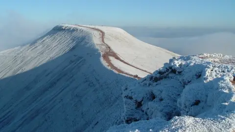 Phil Jolliff /Geograph Pen y Fan