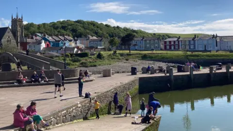 Aberaeron waterfront, busy with people