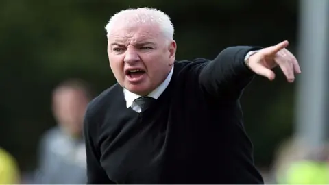 Ballinamallard manager Gavin Dykes