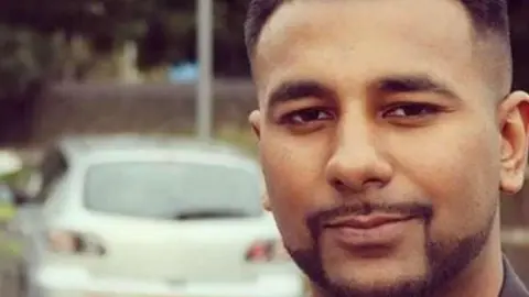 Facebook Yassar Yaqub