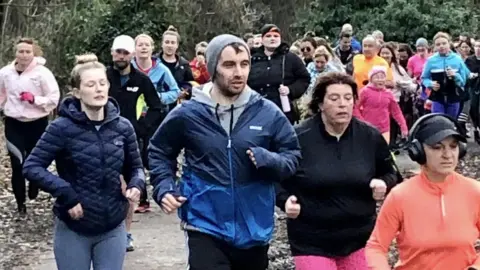 Banburyshire Info Runners in park