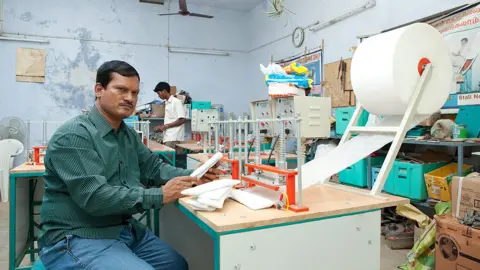 Arunachalam Muruganantham Arunachalam Muruganantham at one of his machines