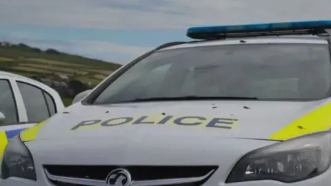 Devon and Cornwall Police: new non-urgent incident app launched