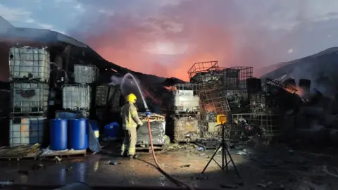 Hereford and Worcester Fire Service Scene of fire