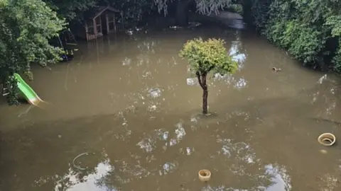 Amin Omar Flooded garden in Oadby, Leicestershire