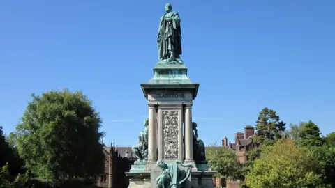 Geograph/Jeff Buck Gladstone Memorial on Hawarden