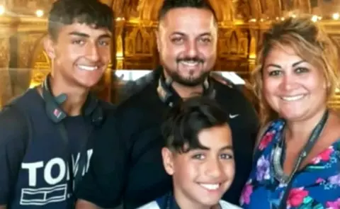 Kully Singh Sidki Kully Singh Sidki with his family