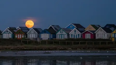Atit Parab Hunter's Moon Hengistbury Head