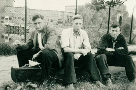 ushmm Niemann (C) flanked by two fellow Nazi "burners"