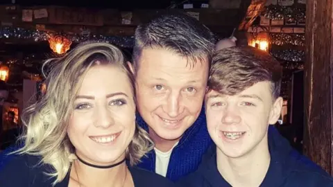 Family Photo Ashleigh Rogers, Lee Rogers and Ben Rogers