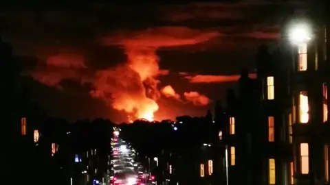 Neil McRobie  Flaring seen from Edinburgh