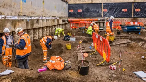 SIMON GANNON Archaeologists search for Oxford University’s lost college