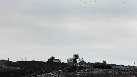 Steve Fareham / Geograph Landfill site