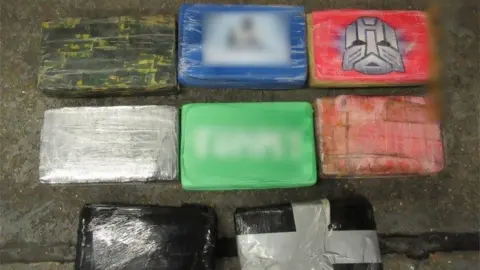 Border Force Cocaine in bananas