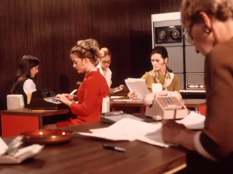 Alamy 1970s office workers