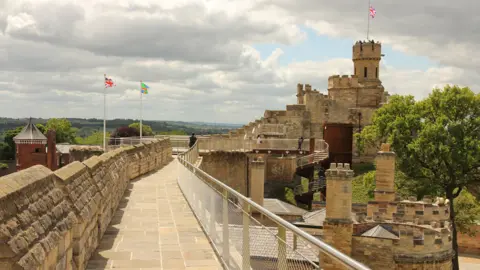 Richard Croft / Geograph Lincoln Castle