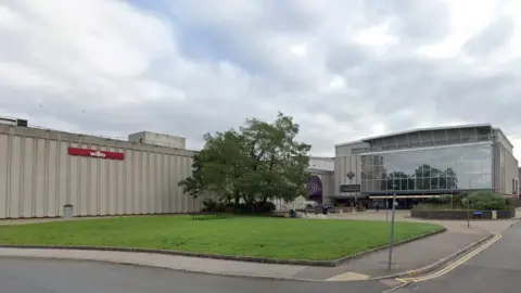 Google Playhouse Square, Harlow