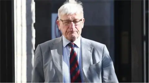 Pacemaker Dennis Hutchings