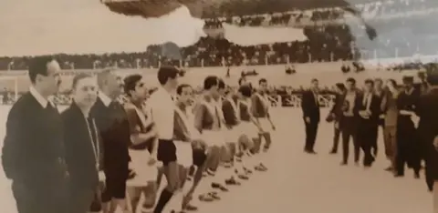 Maher Mezahi Players lining up