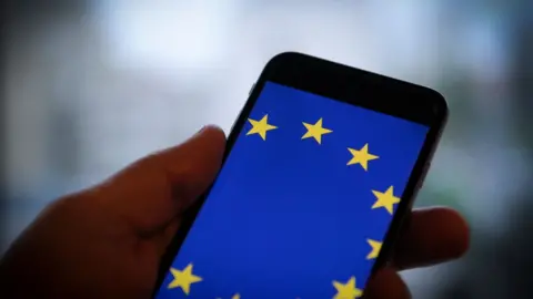 Getty Images EU flag on the screen of a smartphone