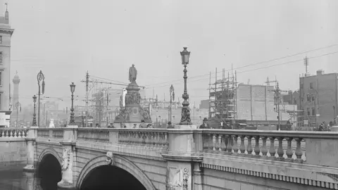 R Humphrey/Getty Images Spanish flu struck Dublin while the city was still trying rebuild after the 1916 Easter Rising
