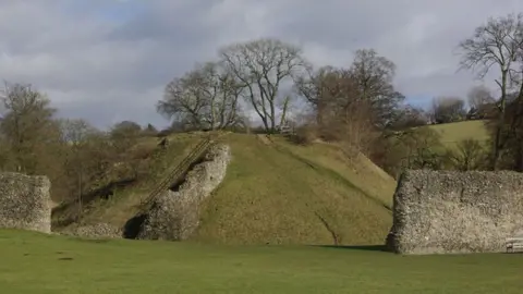 Geograph/Stephen McKay Berkhamsted Castle