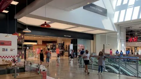 Oracle Shopping Centre Ltd House of Fraser