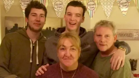 Weeks family Josh Weeks and family