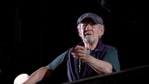 Ian McKellen in rehearsal