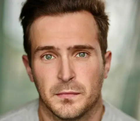 Jennie Scott/Edward Crook Edward Crook