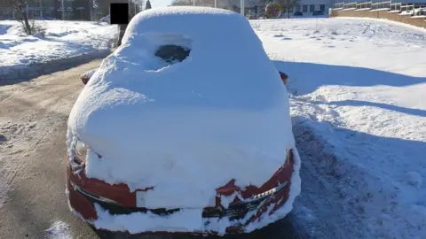 Police Scotland Dundee snow car