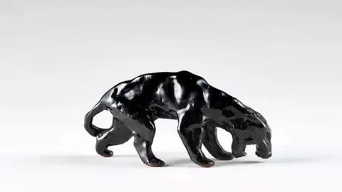 University of Huddersfield Ted Hughes sculpture