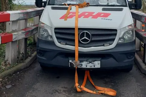 Derbyshire Constabulary Stuck van