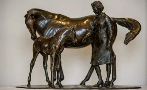 Laura Green The maquette of the statue of the Queen with a mare and foal