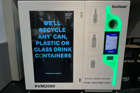 Reverse vending machine