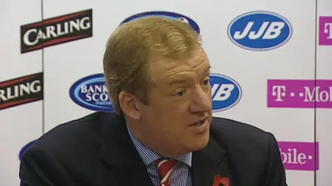 In 2006 Sir David Murray pledged he would think of Rangers best interests