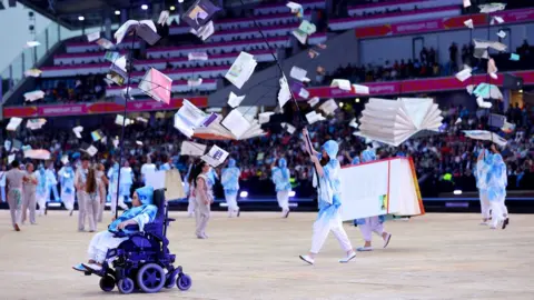 Getty Images Leanne Horne taking part in the opening of the Commonwealth Games in Birmingham 2022