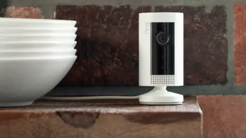 Amazon Ring Indoor Cam