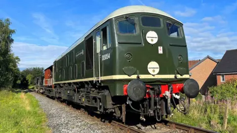 Chris Gallagher Green diesel locomotive Class 24 D5054