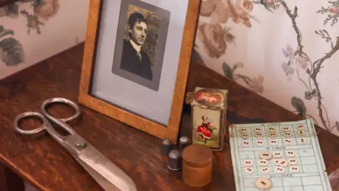 Museum of the Home A tenement flat in 1913