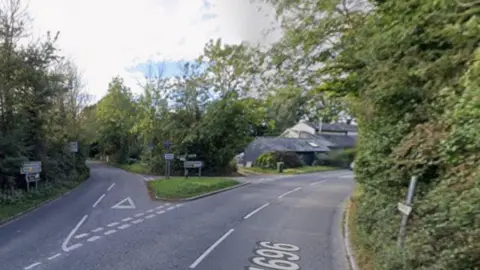 Google The B4696 junction with Cox's Hill in Ashton Keynes 