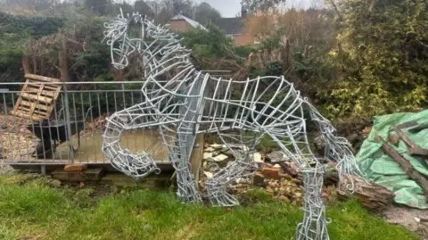 Appleby Stallion statue to celebrate town's Gypsy heritage