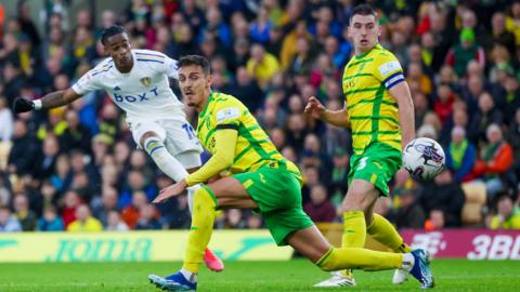 Crysencio Summerville scores for Leeds at Norwich