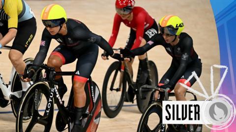 Elinor Barker and Neah Evans