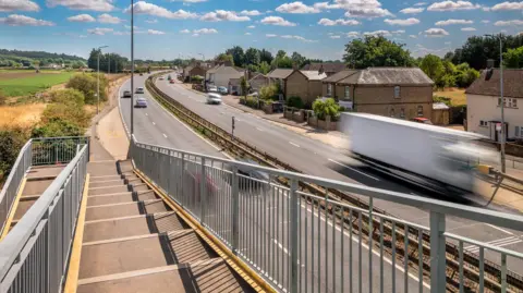 A1 Bedfordshire roadworks paused after repeated abuse of staff