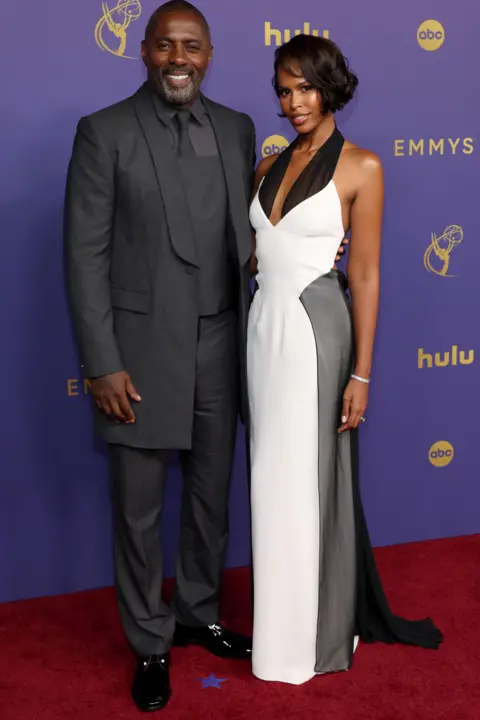 Getty Images Idris Elba dhe Sabrina Dhowre Elba marrin pjesë në ceremoninë e 76-të Primetime Emmy Awards në Peacock Theatre më 15 shtator 2024 në Los Angeles, California