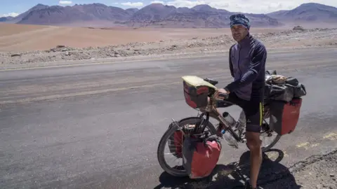 Leigh Timmis Leigh Timmis